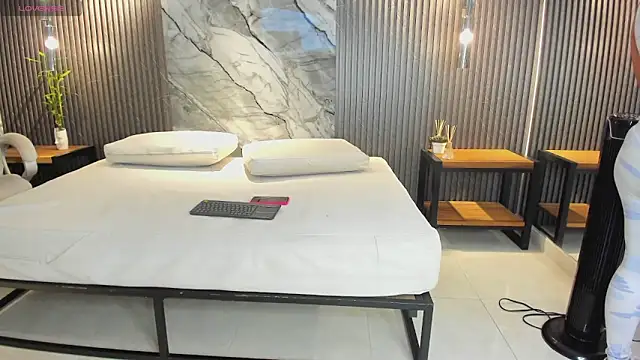 julietha taylor online show from 11-14-25, 03:38