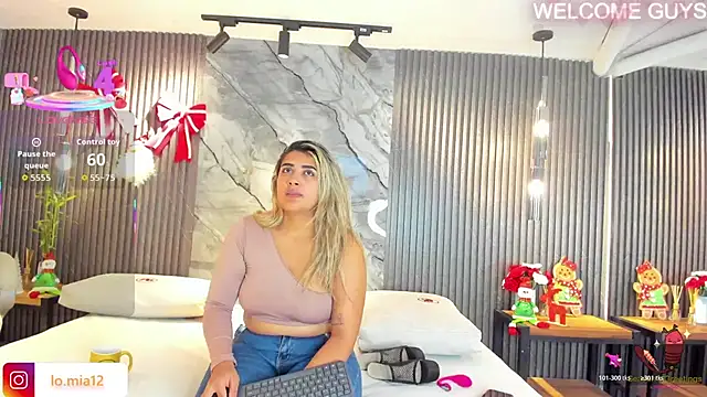 julietha taylor online show from 12-15-25, 03:11