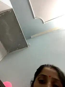 HotRiyacpl online show from 11-28-25, 03:47