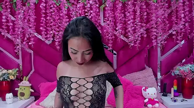 nathalia pink online show from 01-08-25, 08:29