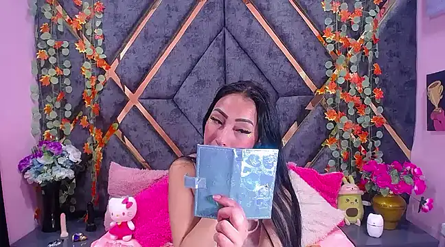 nathalia pink online show from 01-21-25, 05:49