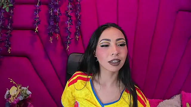 nathalia pink online show from 06-24-26, 03:49