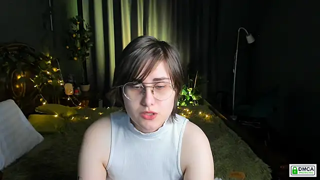 Funny bunnyy online show from 01-13-25, 02:32