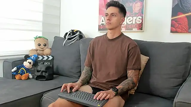 JeanBroc online show from 02-10-26, 07:29