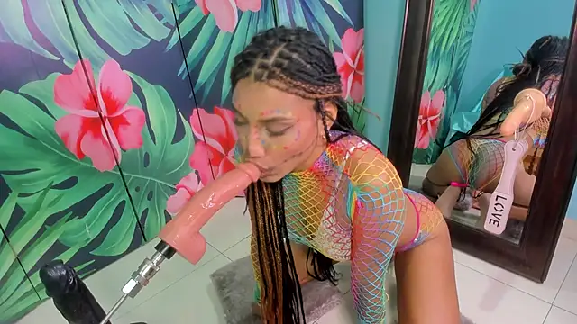 Mieldeluna online show from 10-17-25, 06:16