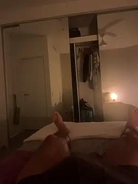 LucianoRixo1 online show from 02-08-25, 09:46