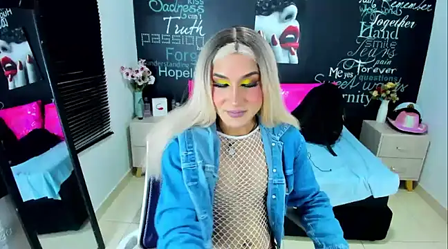 DarianaGia online show from 12-04-24, 08:12