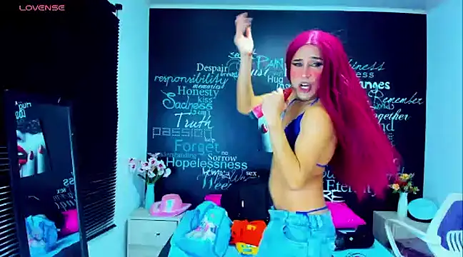 DarianaGia online show from 12-10-24, 11:22