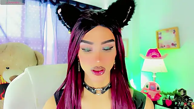 dollswit01 online show from 02-09-25, 01:25