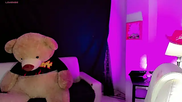 dollswit01 online show from 03-06-25, 03:57