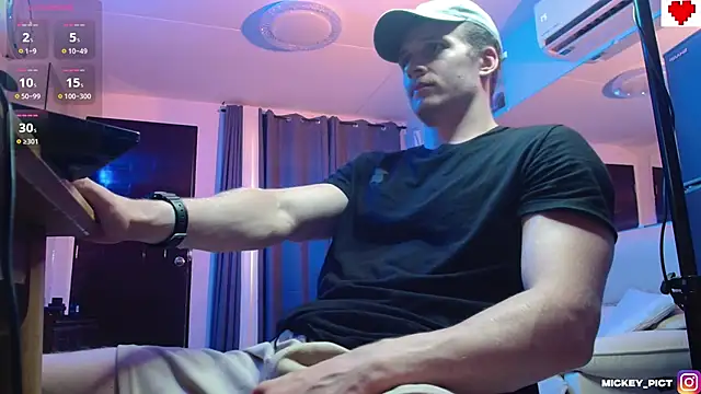 mickeypict online show from 11-10-25, 08:24