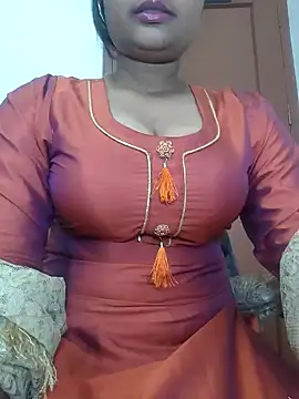 Snapshot of mishti_kaur chatting on 12-09-24, 06:23 mishti kaur online show from 12-09-24, 06:23