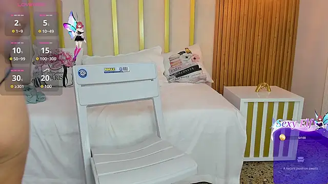 Snapshot of love_mommy chatting on 02-22-25, 02:39 love mommy online show from 02-22-25, 02:39