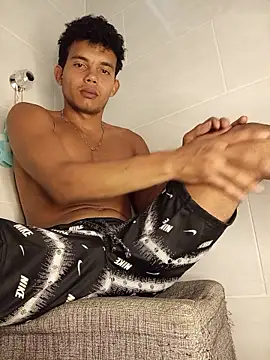 alex candela online show from 11-28-25, 01:58