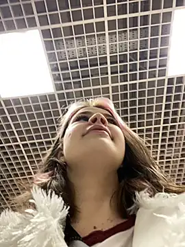 SuzieMurray online show from 02-04-25, 08:24