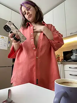 SuzieMurray online show from 02-13-25, 11:17