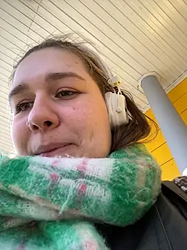 SuzieMurray online show from 03-22-25, 11:21