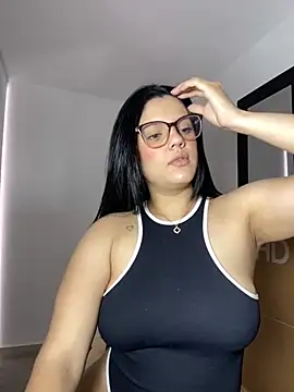 kimberlyhills1 online show from 10-30-25, 07:36