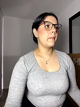 kimberlyhills1 online show from 11-04-25, 07:46