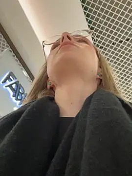 Snapshot of CaseyStar chatting on 01-22-25, 09:46 CaseyStar online show from 01-22-25, 09:46