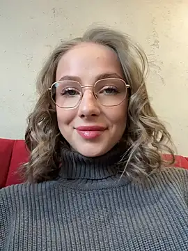 Snapshot of CaseyStar chatting on 02-14-25, 09:45 CaseyStar online show from 02-14-25, 09:45