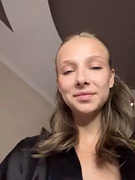 Snapshot of CaseyStar chatting on 09-12-25, 02:17 CaseyStar online show from 09-12-25, 02:17