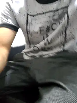 charlesss19 online show from 11-09-25, 10:19