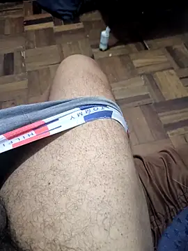 FABINHOSEOAU online show from 12-17-25, 02:50