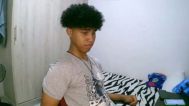 sexy diamante  online show from 12-22-25, 05:32