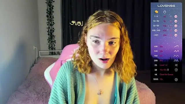 ReddHotPipper online show from 12-04-24, 01:03