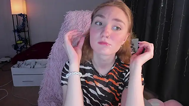 ReddHotPipper online show from 12-14-25, 03:45