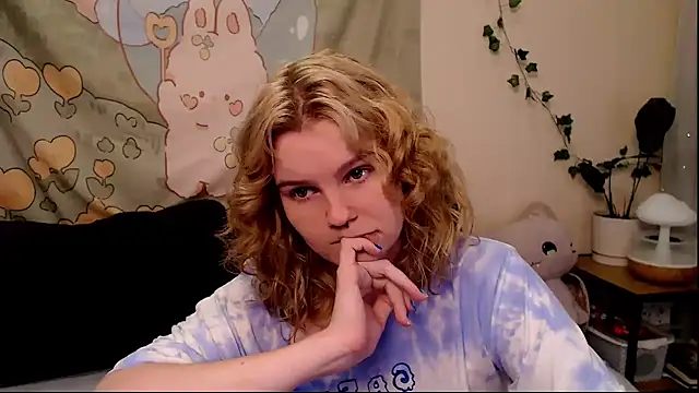 Moona xx online show from 06-24-26, 10:31