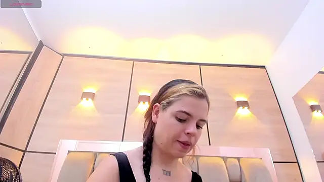 dorothy vegga online show from 11-20-25, 03:39