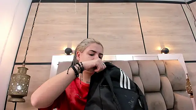 dorothy vegga online show from 03-27-26, 03:45