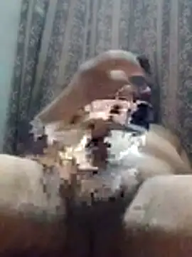 akash125800 online show from 04-10-26, 12:38