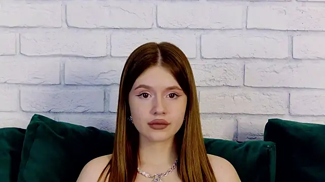 Snapshot of MilanaBalmain chatting on 02-08-25, 03:31 MilanaBalmain online show from 02-08-25, 03:31