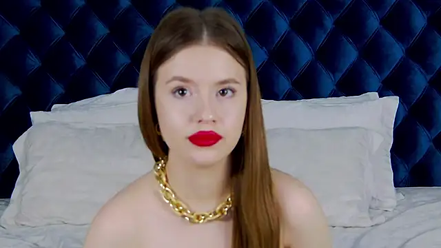 Snapshot of MilanaBalmain chatting on 02-09-25, 10:31 MilanaBalmain online show from 02-09-25, 10:31