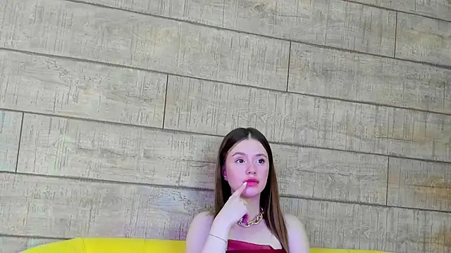 Snapshot of MilanaBalmain chatting on 02-10-25, 08:31 MilanaBalmain online show from 02-10-25, 08:31