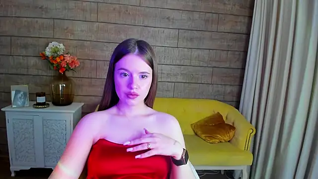 Snapshot of MilanaBalmain chatting on 02-11-25, 10:37 MilanaBalmain online show from 02-11-25, 10:37