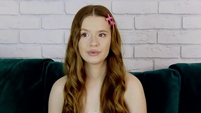 Snapshot of MilanaBalmain chatting on 02-18-25, 04:37 MilanaBalmain online show from 02-18-25, 04:37