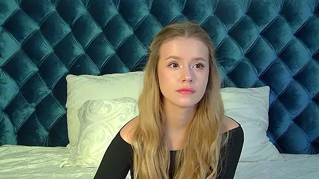 Snapshot of MilanaBalmain chatting on 12-03-25, 04:05 MilanaBalmain online show from 12-03-25, 04:05