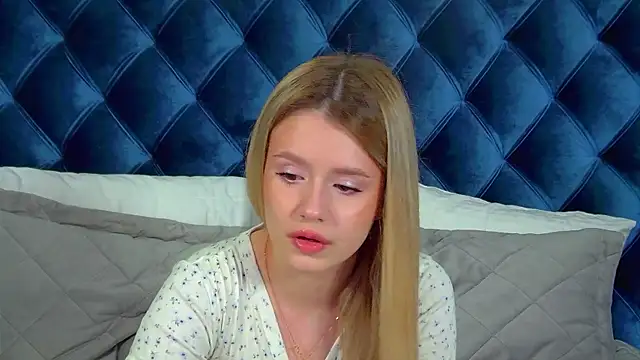 MilanaBalmain online show from 03-06-26, 04:42