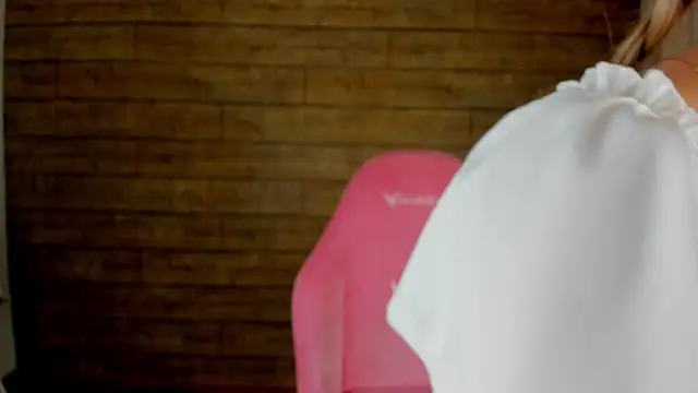 MilanaBalmain online show from 03-21-26, 08:19