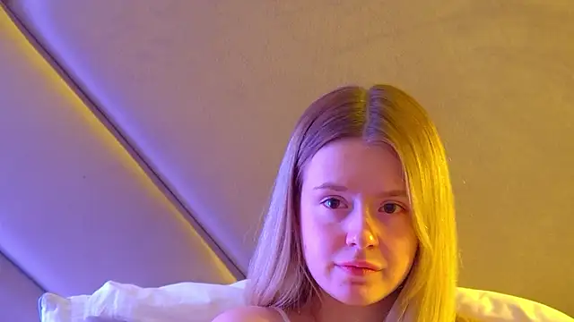 MilanaBalmain online show from 06-11-26, 12:54