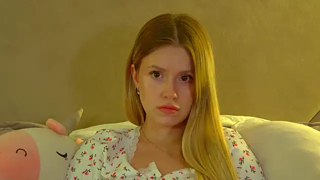 MilanaBalmain online show from 07-14-26, 10:21