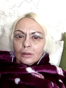 Snapshot of Gardener_of_Illusions chatting on 02-06-25, 05:46 Gardener of Illusions online show from 02-06-25, 05:46