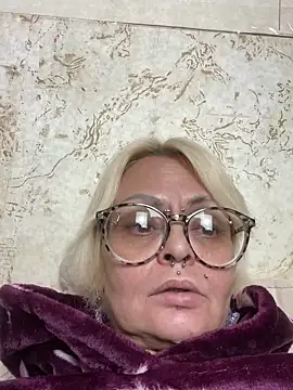 Snapshot of Gardener_of_Illusions chatting on 02-07-25, 02:50 Gardener of Illusions online show from 02-07-25, 02:50