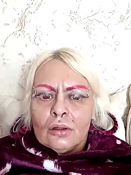 Snapshot of Gardener_of_Illusions chatting on 02-09-25, 02:06 Gardener of Illusions online show from 02-09-25, 02:06