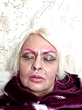 Snapshot of Gardener_of_Illusions chatting on 02-13-25, 08:38 Gardener of Illusions online show from 02-13-25, 08:38