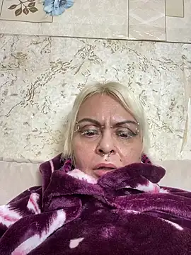 Snapshot of Gardener_of_Illusions chatting on 02-21-25, 05:35 Gardener of Illusions online show from 02-21-25, 05:35